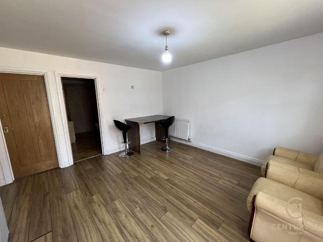 Annex, West Way, Hounslow TW5, Studio to rent, £1,200 pcm | PrimeLocation