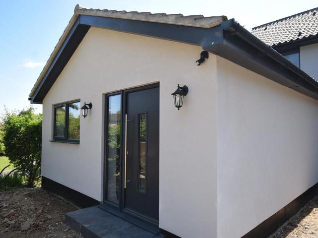 Annexe, Keswick Road, Cringleford. 1 bed bungalow to rent £850 pcm £196 pw