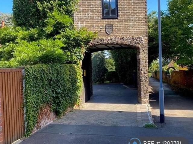 Annexe, Maidenhead, SL6 1 bed flat to rent £1,700 pcm £392 pw