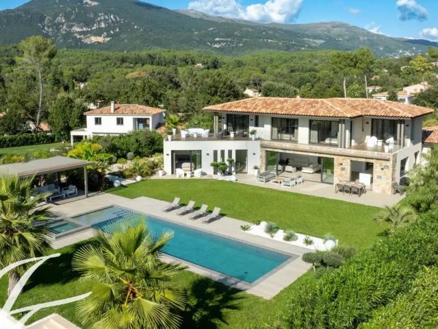 Annonce Location Maison Roquefort les Pins 06330, 11 Pièces ref:L0324LC