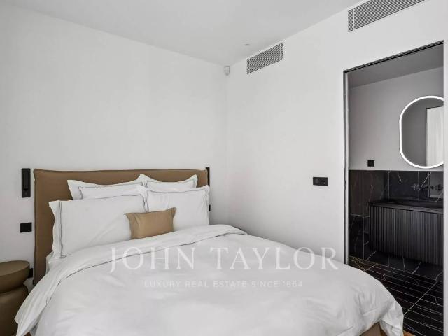Annonce Location Appartement Paris 8ème Europe 75008, 2 Pièces ref:L0808PA