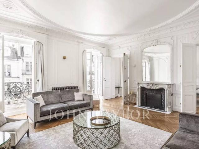 Annonce Location Appartement Paris 8ème Europe 75008, 4 Pièces ref:L0825PA