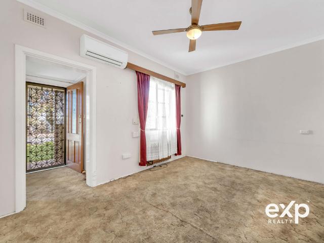 ANOTHER SOLD by Rens Huvenaars | eXp Realty | 685m² Semi Detached 60s Classic in Prime Klemzig Location