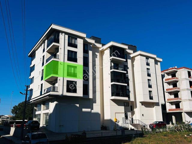 Anayola Cephe Binada Deniz Yakın Kiralık Daire