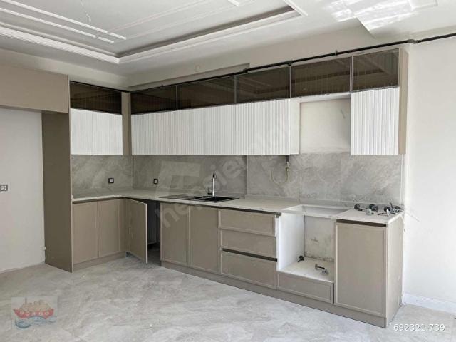 ANA CADDE ÜSTÜ SATILIK SIFIR 3+1 DAİRE