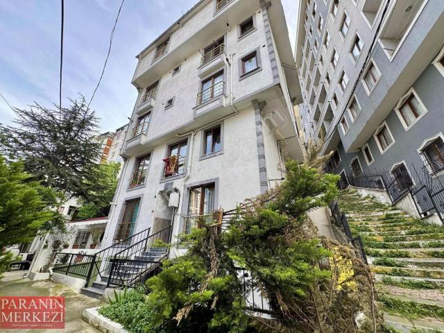 Ana Cadde Üstünde Nezıh Bölgede Eşyalı 1+1 Daire