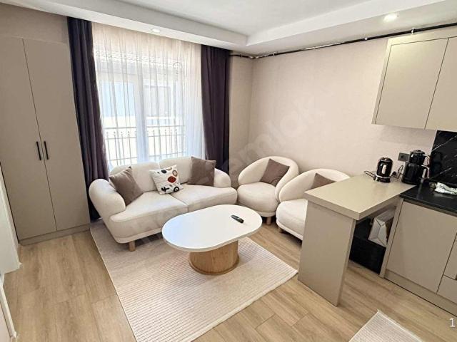 Ana Cadde Üzeri 1+1 Full Eşyalı Kiralık Daire