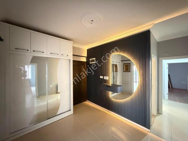 Ana Cadde Üzeri Full+full Yapılı 3+1/165m2 Satılık Daire