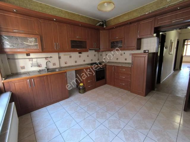 Ana Cadde Üzeri Merkezi Konum Kiralık Daire