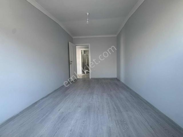 Ana Cadde Üzeri Merkezi Konumda Kiralık Daire