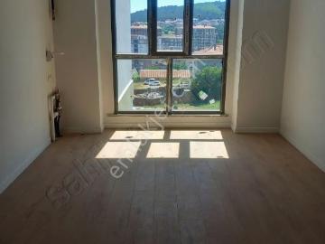 Ana Cadde Üzeri Site Özellikli Amerikan Mutfak 2+1 Daire
