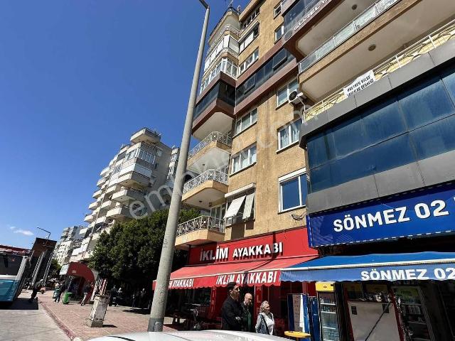 Ana Cadde Üzeri Tabela Değeri Yüksek Ofis Fırsatı