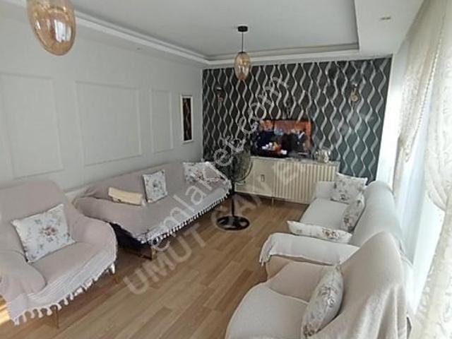 Ana Cadde Üzerinde Kiralık 2+1 Kapalı Mutfak