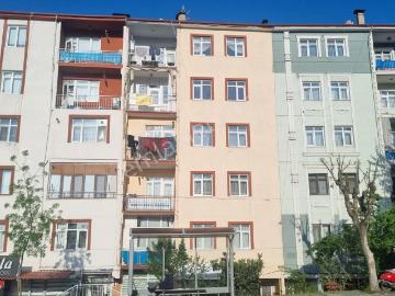 Ana Cadde Üzerinde Satılık 2+1 Daire | Vadi Emlak