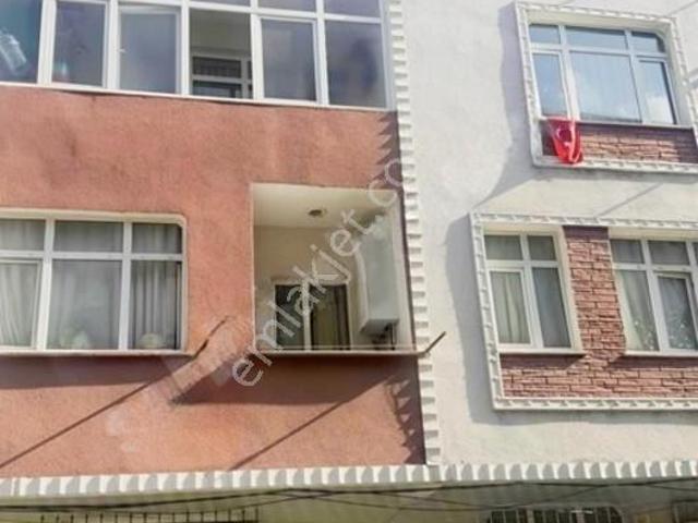 Ana Cd Ye Yakın Az Katlı Bina Da Satılık Ara Kat Daire