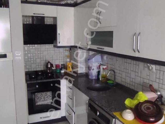 Acill Ana Yol Kenarı Ara Kat 1+1 Daire