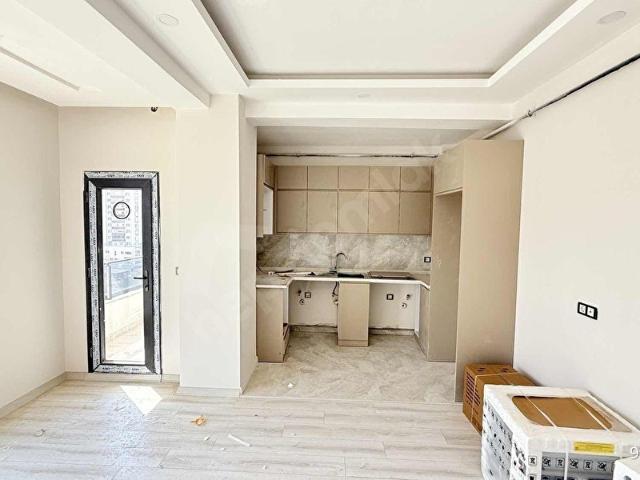 ANACADDEYE SIFIR ÖN CEPHE KİRALIK 1+1 LÜKS DAİRE İSBAY EMLAK'TA