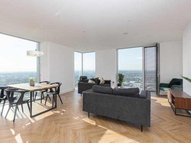 Anaconda Cut, 100 Greengate, Blackfriars, Salford, M3 7HS, United Kingdom | 3 bed apartment for rent #137306370 | Rentberry