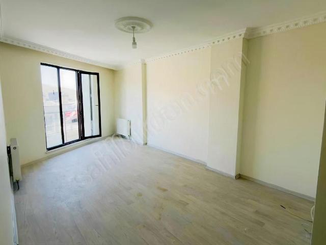 Anadolu Mahallesi Salıpazarında Kiralık 2+1 85 M² Ara Kat Daire