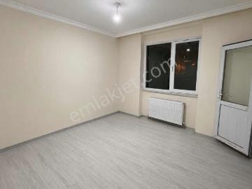 Anadolu Mahallesi Salı Pazarında Yeni 2+1 Ara Kat Kiralık Daire
