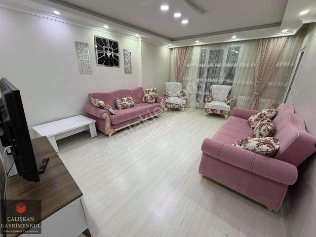 Anadolu Mahallesinde Eşyalı Kiralık 100 Metre 2.kat Daire