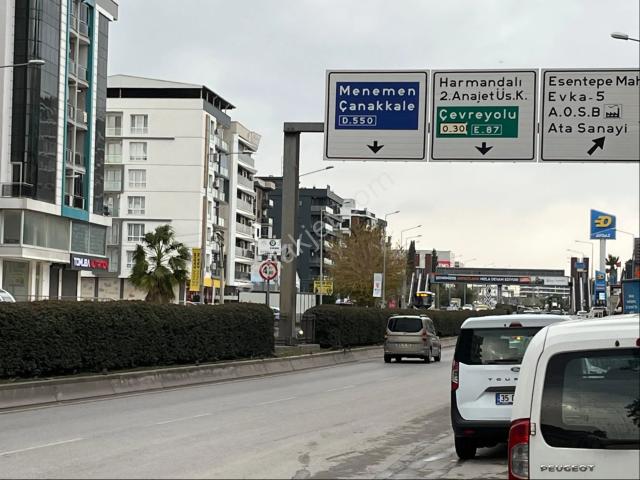 Anadolu Caddesine 150 M Mesadede Küçük Çiğli Muhtarlık Arkası