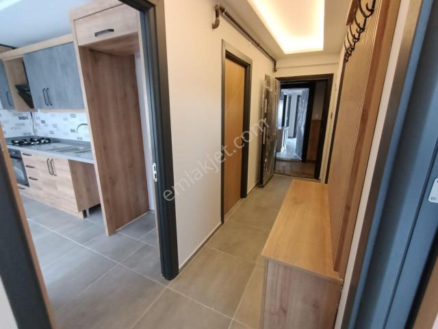 Anadolu Cd. Yakını, 2+1, Kapalı Otoparklı, Doğalgazlı Daire