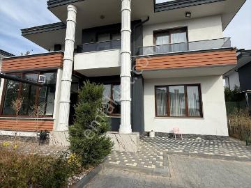 Anadolu Emlaktan Satılık İldem Mahall De 4+1 Villa
