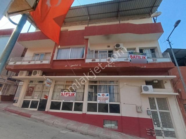 Anadolu Gayrimenkulden 145 M² Ev 90 M² Dükkan