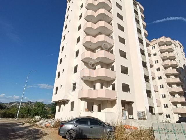 Anadolu Gayrmenkulden Çevreyolu Üniversite Kavşağnda Satılık 2+1