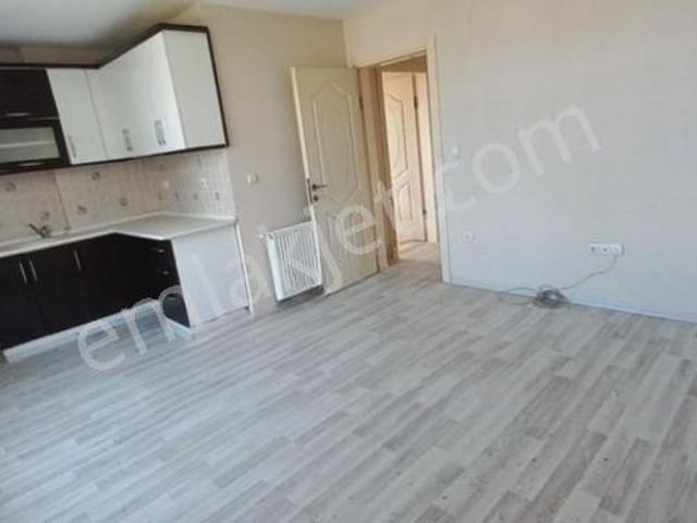Anadolu Gm'den Cumhuriyet Mah'de 2+1 80 M² Kiralık Daire