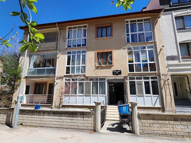Anadolu Hastanesi Yanı 1+1 Geniş Daire