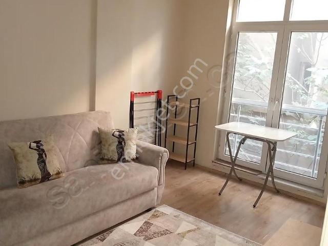 Anadolu Üni. Karşısında Eşyalı Ayrı Mutfaklı 1+1 Daire