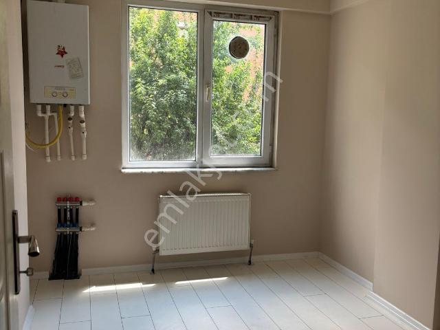 Anadolu Üniversitesine 5 Dakika Kiralık Apart