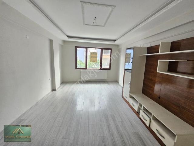 Anadoludan Akyazı Mahallesi'nde Kiralık 3+1