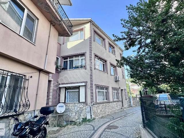 Anadoluhisarın Da 1+1 Komple Yenilenmiş Sıfır Daire