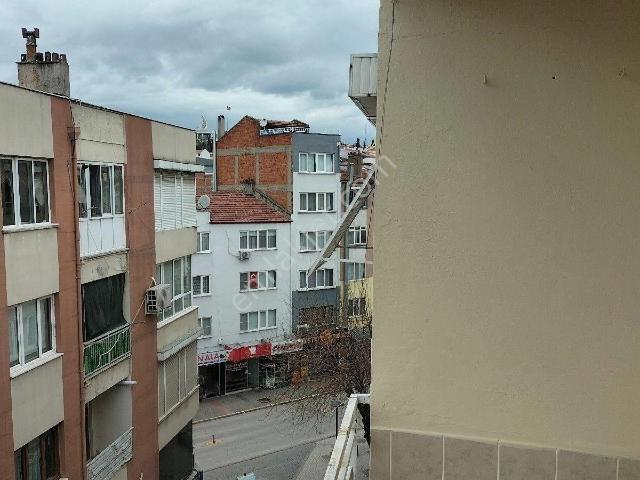 Anafartalar Caddesi Ve Nef Yakını Satılık 2+1