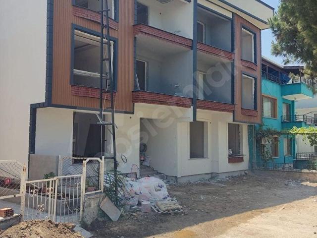 ÇANAKKALE ÇARDAK'TA BOĞAZ VE KÖPRÜ MANZARALI SATILIK 4+1 DUBLEKS