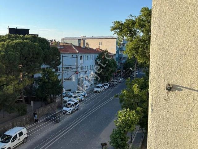 Çanakkale Ayvacıkta Önü Açık Merkezi Konumda 2+1 Daıre
