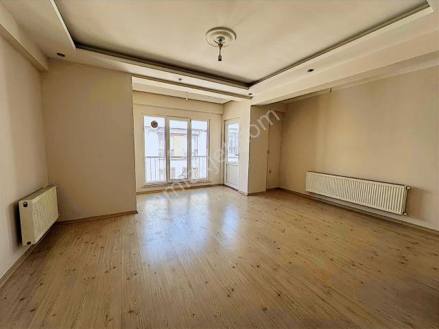 Çanakkale Barbaros Plaj Mevkinde Kiralık 3+1 Dublex Daire