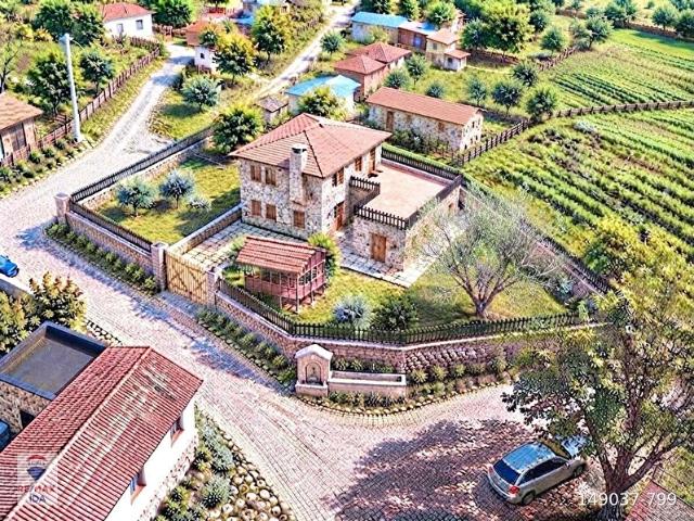 ÇANAKKALE BAYRAMIÇ CAZGIRLER KÖYÜ'NDE SATILIK BAHÇELİ SIFIR 3+1 TAŞ EV