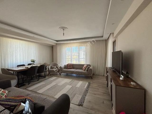 Çanakkale Biga Esentepe Mahallesi – Pegailand Sitesinde 3+1 Satılık Daire