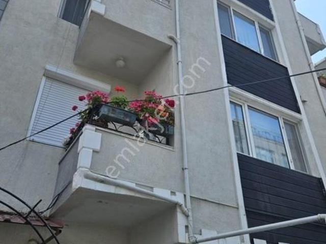 Çanakkale Cevatpaşa Mh Piri Reis Caddesine Yakın Ara Kat 2+1