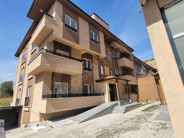 ÇANAKKALE ECEABATTA SATILIK YÜKSEK GİRİŞ SIFIR DAİRE