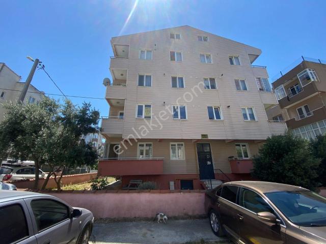 Çanakkale Esenler Merkezi Konumda Kiralık 3+1