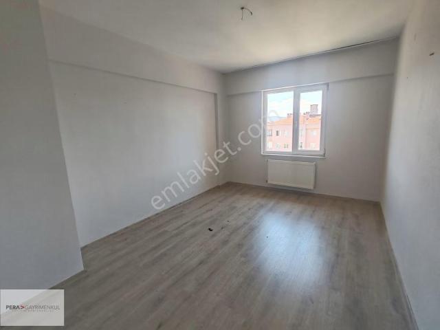 Çanakkale Esenler Geniş Ve Okullara Yakın 3+1 Kiralık Daire