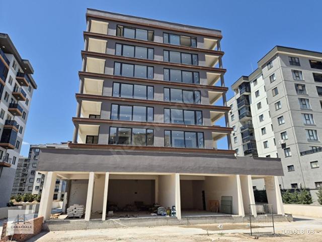 ÇANAKKALE ESENLER'DE MERKEZİ KONUMDA SIFIR SATILIK 3+1 DAİRE