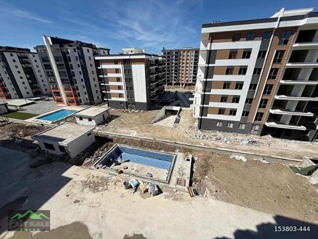 ÇANAKKALE KARACAÖREN'DE 2+1 KAPALI MUTFAK SATILIK DAİRE