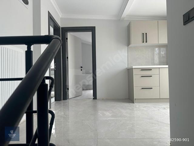 ÇANAKKALE MERKEZ CEVATPAŞA MAHALLESİNDE SATILIK 3+2 DUBLEKS