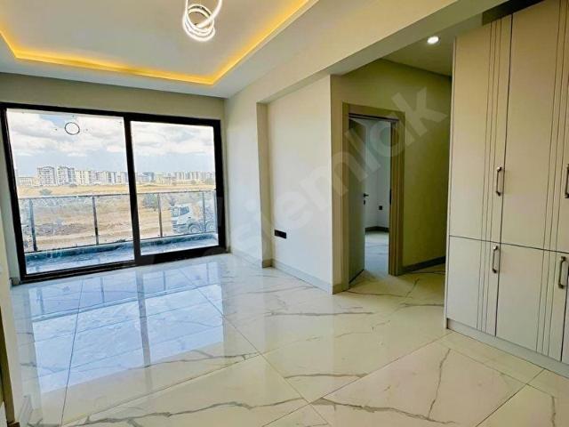 ÇANAKKALE MERKEZ KARACAÖREN BÖLGESİ SATILIK LÜKS 2+1 DAİRE